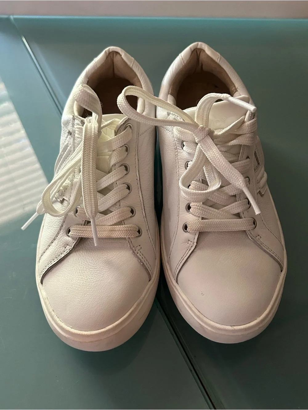 Vionic kearny laceup